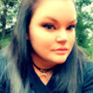 Meet your Posher, Kacie